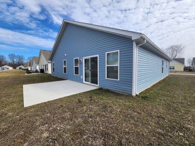 Building Photo - Experience modern living in this beautifully designed 4-bedroom, 2 full-bath home located East of...