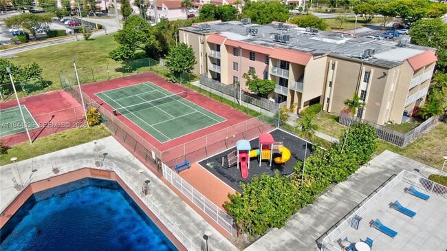 Building Photo - 5102 NW 79th Ave