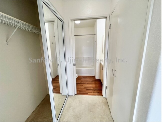 Building Photo - kool173