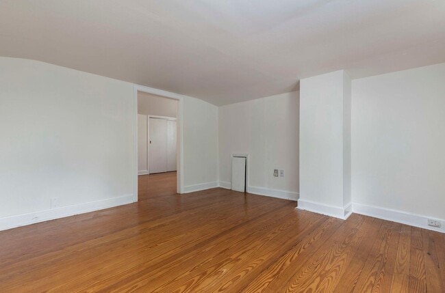 Building Photo - 4527 S 3rd St
