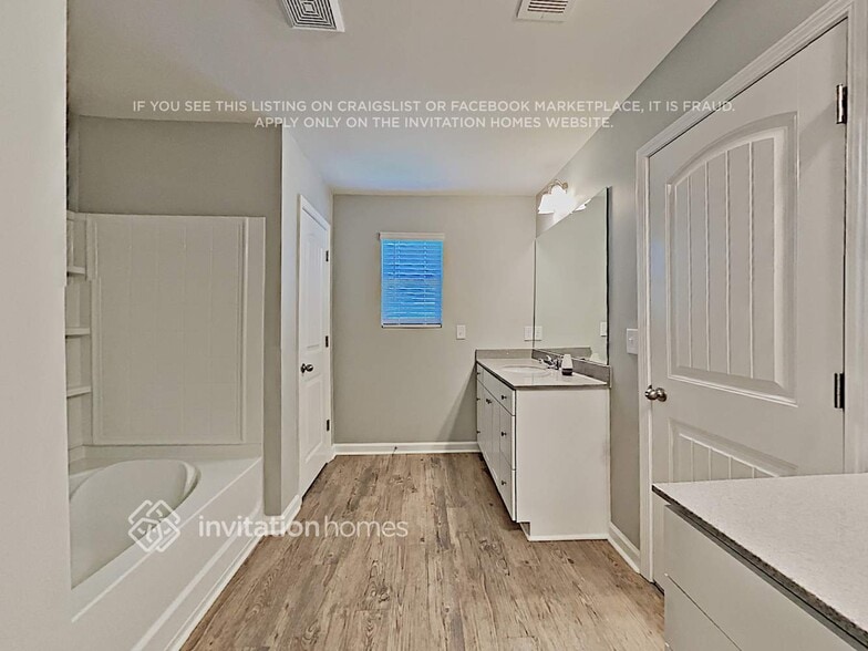 Building Photo - 4837 Clarkstone Cir