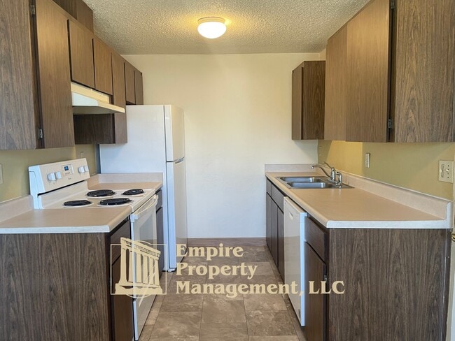 Building Photo - 3876 Pattison St