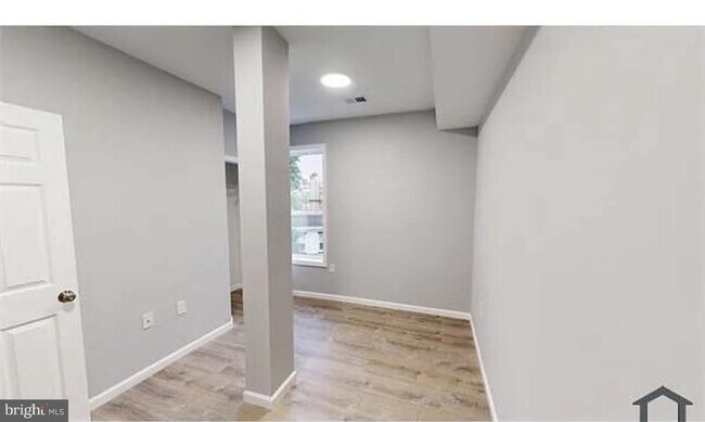 Building Photo - 108 58th St SE