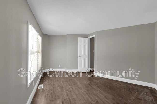 Building Photo - 1073 Grant St