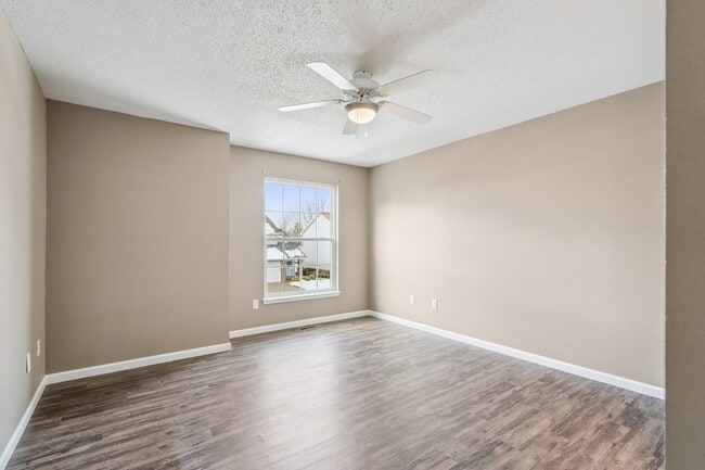 Building Photo - 2539 Catskill Ct