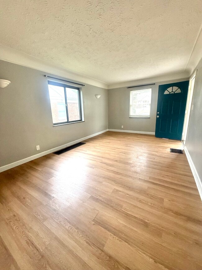 Building Photo - 1131 Wilmont Ct