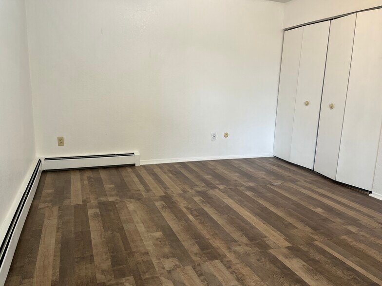 Building Photo - 3035 Oneal Pkwy