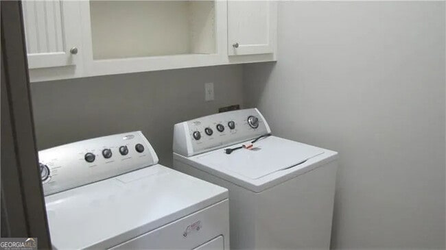 Building Photo - 6556 Bennington Bluff Ct
