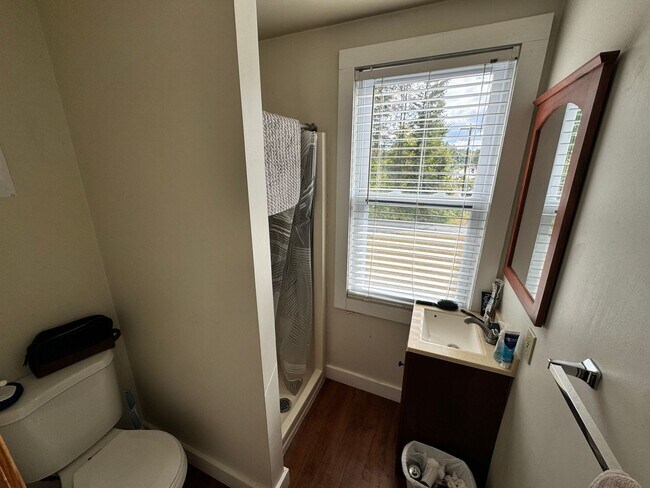 Building Photo - 310 Belchertown Rd