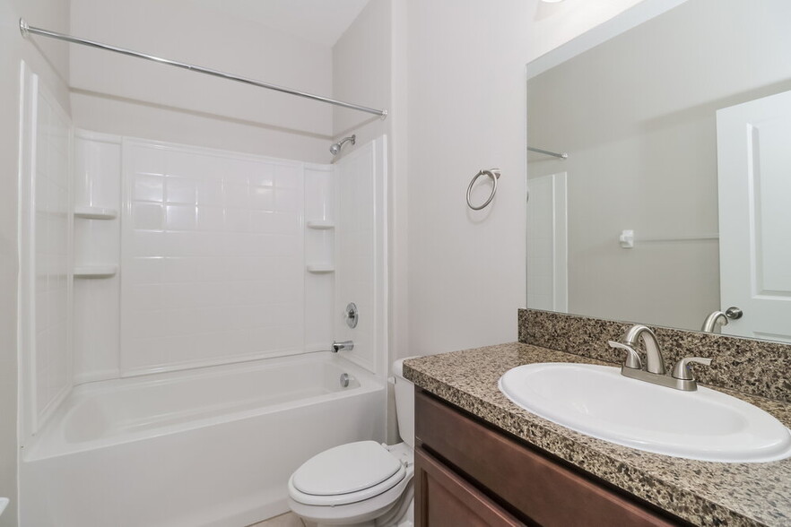 Building Photo - 8745 Park Bench Ct