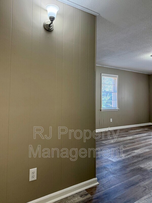 Building Photo - 1973 Tacoma Ave