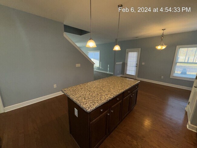 Building Photo - 118 Blackhawk Lane