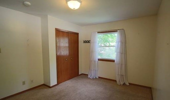 Building Photo - 448 N Grandview Blvd