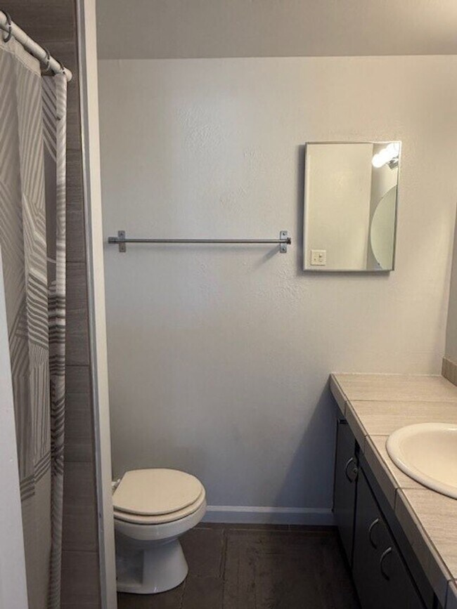 Building Photo - Humble Abode