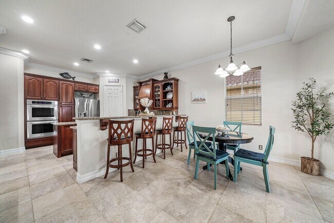 Building Photo - 3446 Princeton Dr