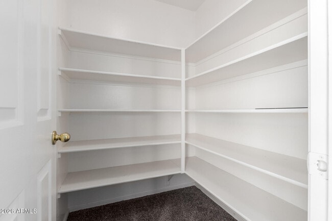 Building Photo - 11023 W Loma Ln