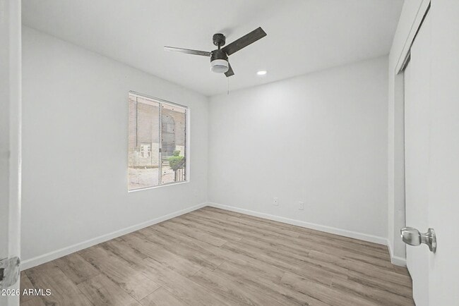 Building Photo - 5236 W Peoria Ave