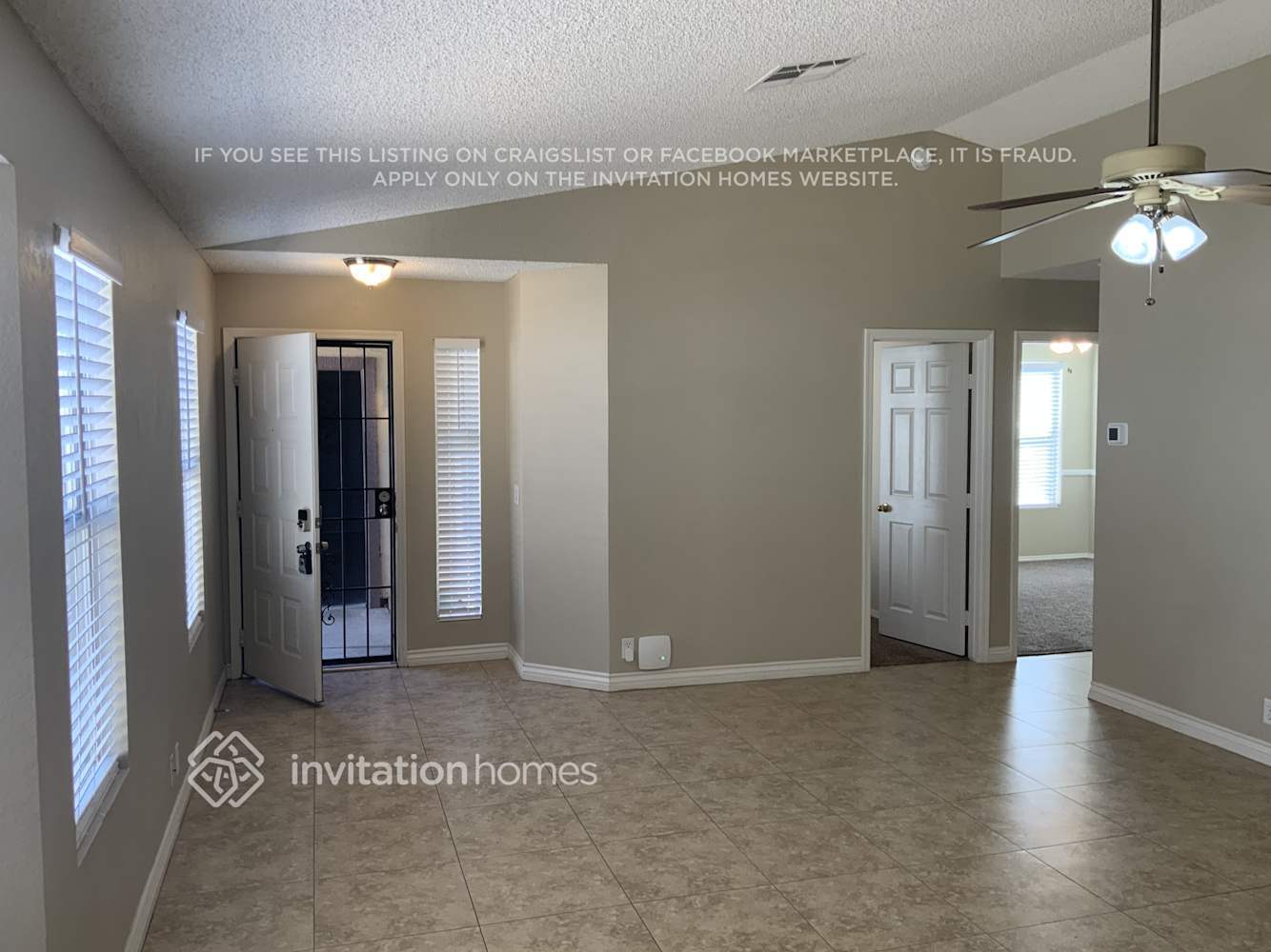 Building Photo - 4026 W Whispering Wind Dr