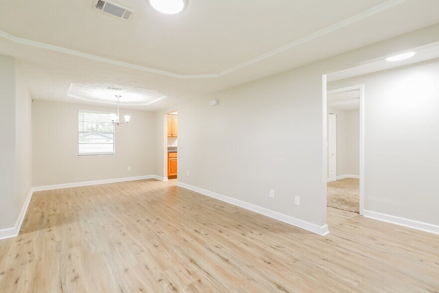 Building Photo - 108 Lester Murray Ln