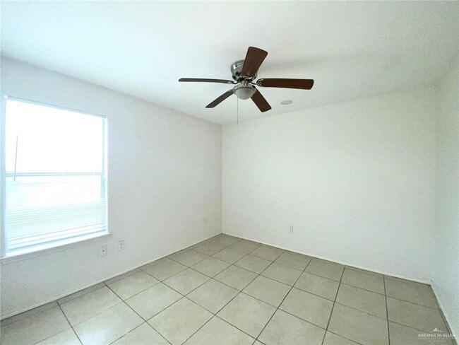 Building Photo - 13 Magdalena St