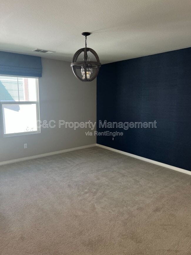 Building Photo - 6088 Sendero Ave