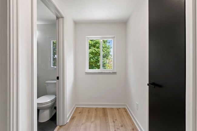 Building Photo - READY FOR MOVE IN! Don't miss this STUNNING, FULLY RENOVATED 3 bedroom in McKeesport!