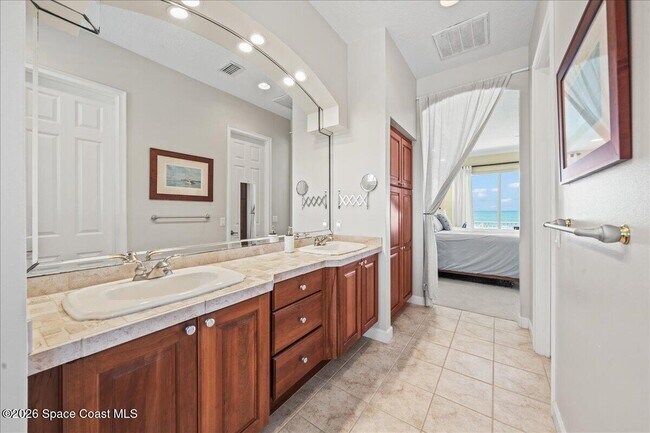 Building Photo - 7585 Jimmy Buffett Mem Hwy