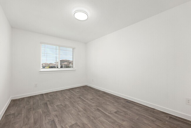 Building Photo - 6931 Dell Vista Drive