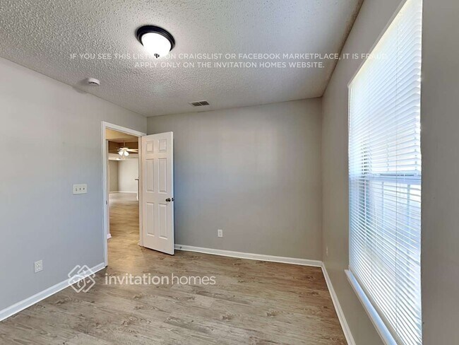 Building Photo - 11190 Wyndham Hollow Ln