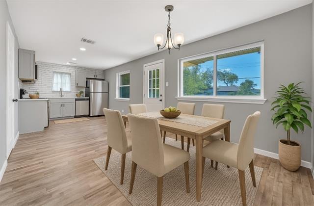 Building Photo - 2628 Belhaven Dr