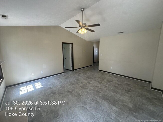 Building Photo - 108 Cypress Dr