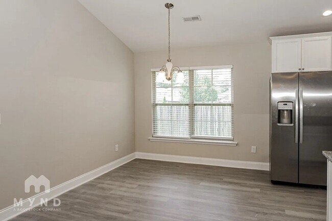 Building Photo - 136 Pitts Griffin Drive
