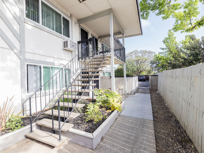 Building Photo - The ARLO at Carmichael