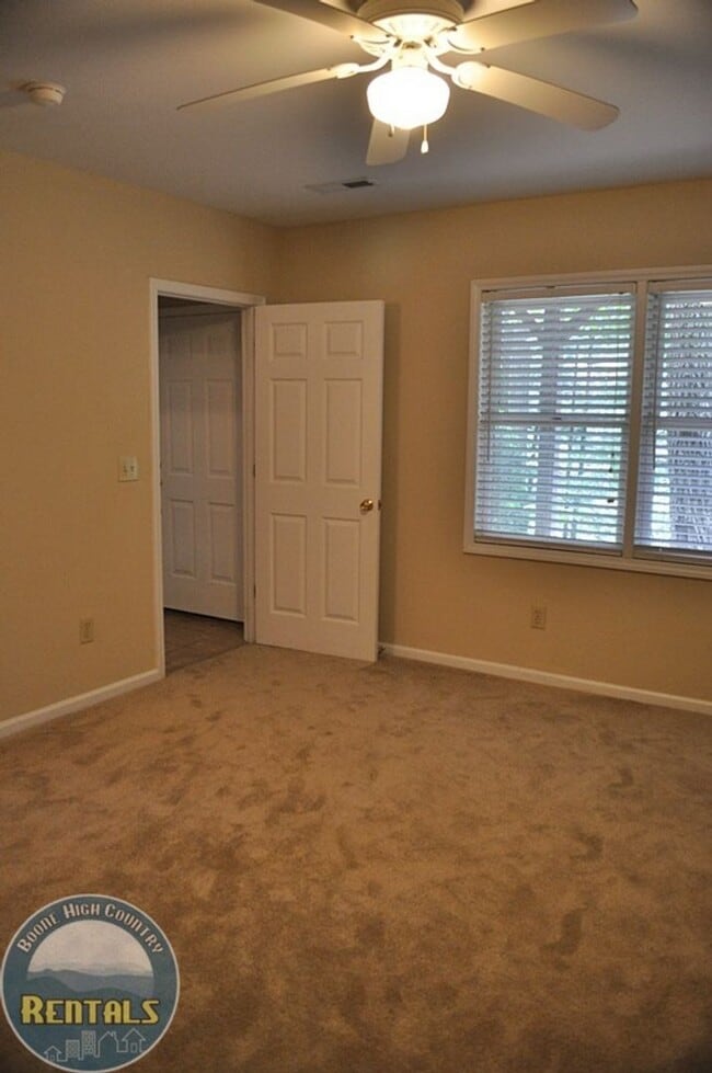 Building Photo - Cozy 2bd House In Great Location!