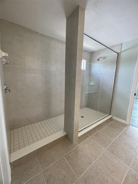 Building Photo - 2827 Suncoast Lakes Blvd