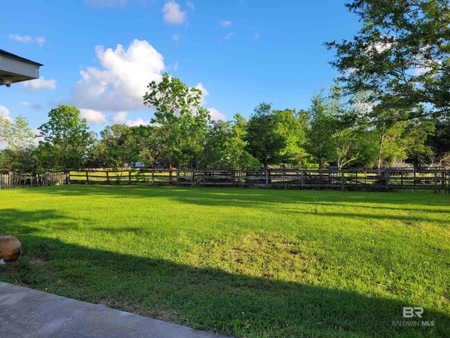 Building Photo - 113 Destrehan Rd