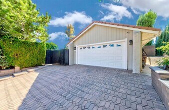 Building Photo - Walnut Dream Home; Updated Inside and Out,...