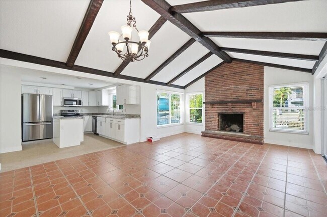 Building Photo - 7527 Hatteras Dr