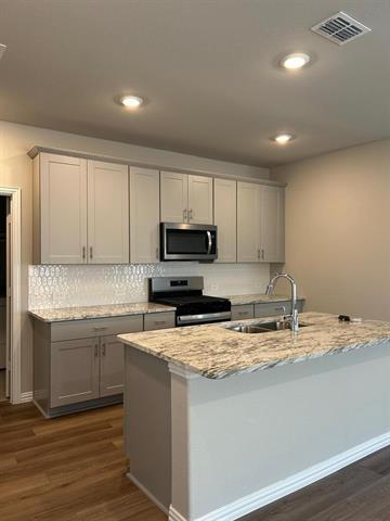 Building Photo - 416 Blanton St