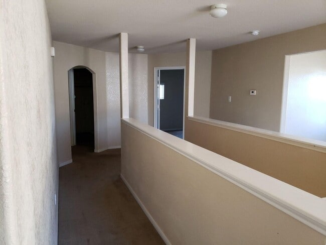 Building Photo - 15810 Sheldon Ridge Way