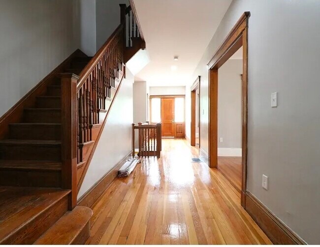 Building Photo - 67 Tonawanda St