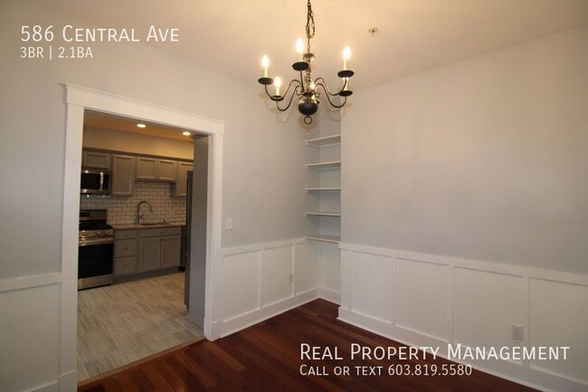 Building Photo - 586 Central Ave