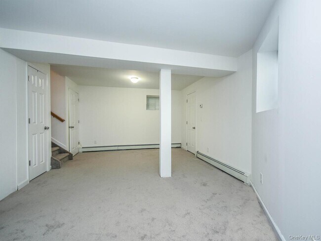 Building Photo - 49 Ashwood Rd