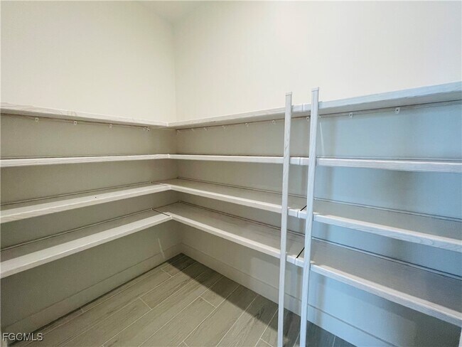 Building Photo - 9080 Wisteria Wy
