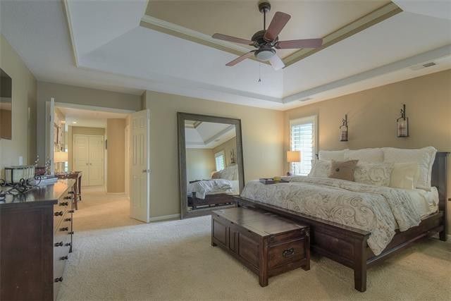 Building Photo - 14412 Fairway St