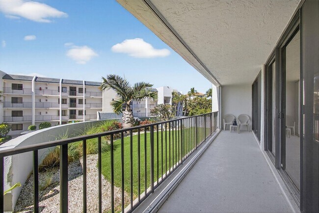 Building Photo - 1190 Jimmy Buffett Mem Hwy