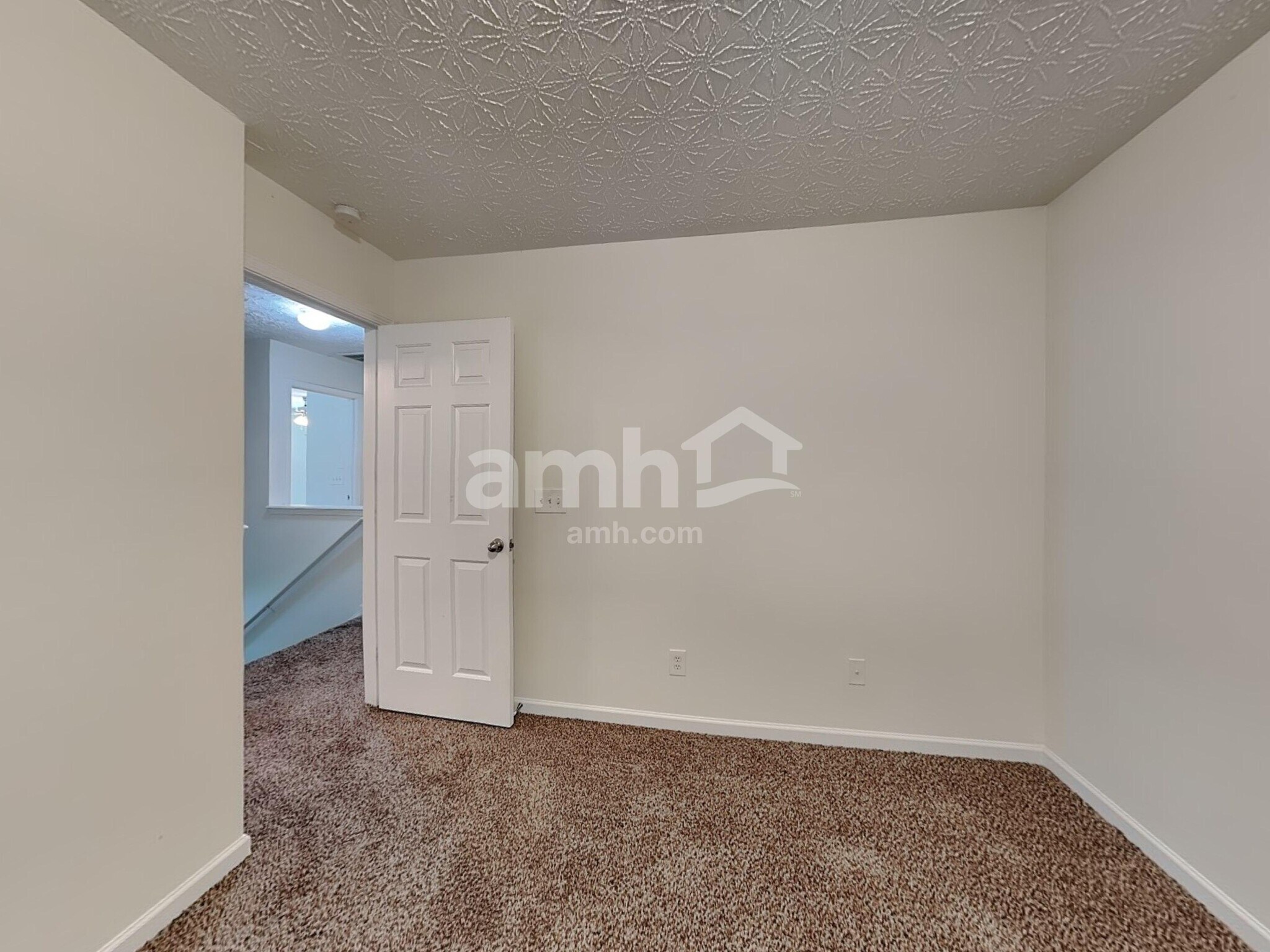 Building Photo - 134 Holly Mill Village Dr