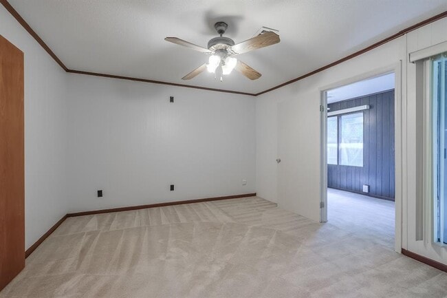 Building Photo - 3523 Glen Haven Blvd