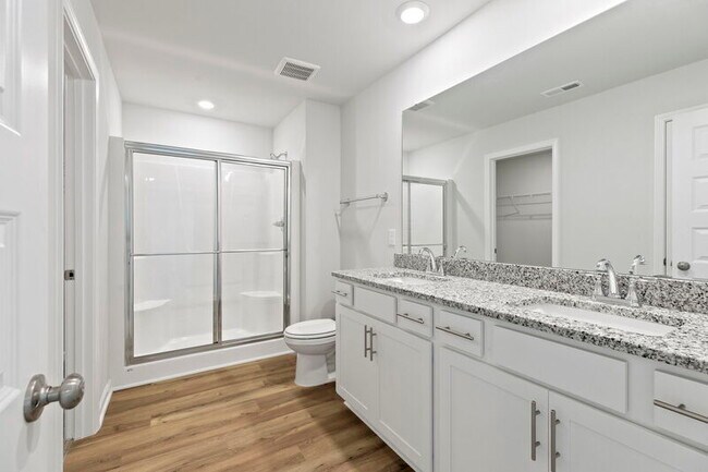 Building Photo - 14616 Ravenel Dr
