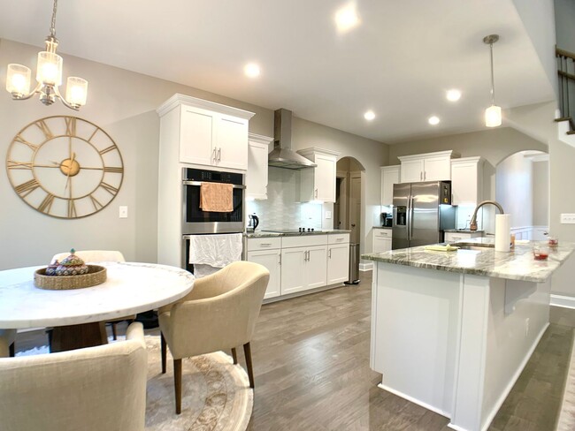 Building Photo - 260 Bluebriar Trace